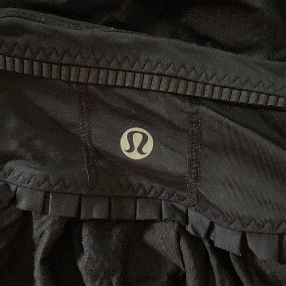 GUC, lulu tank top - Picture 2 of 3